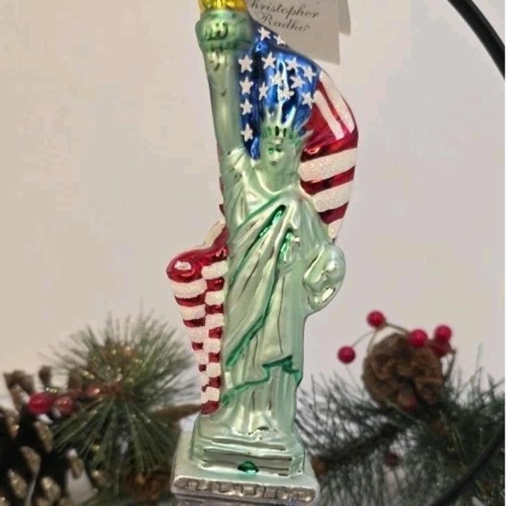 Christopher Radko Lighting the Way Patriotic Ornament Statue of Liberty 0109320